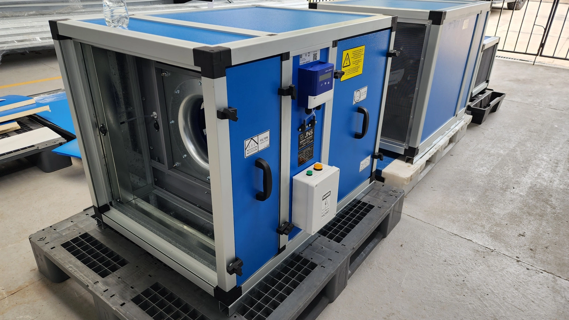 VEL, Gas Filtration, Clean Air Solutions, Air Quality, Air Purification, Filtration Experts, High-Quality Air Filters, Air Purification Products, Environmental Solutions, Industrial Air Filters, Home Air Cleaners